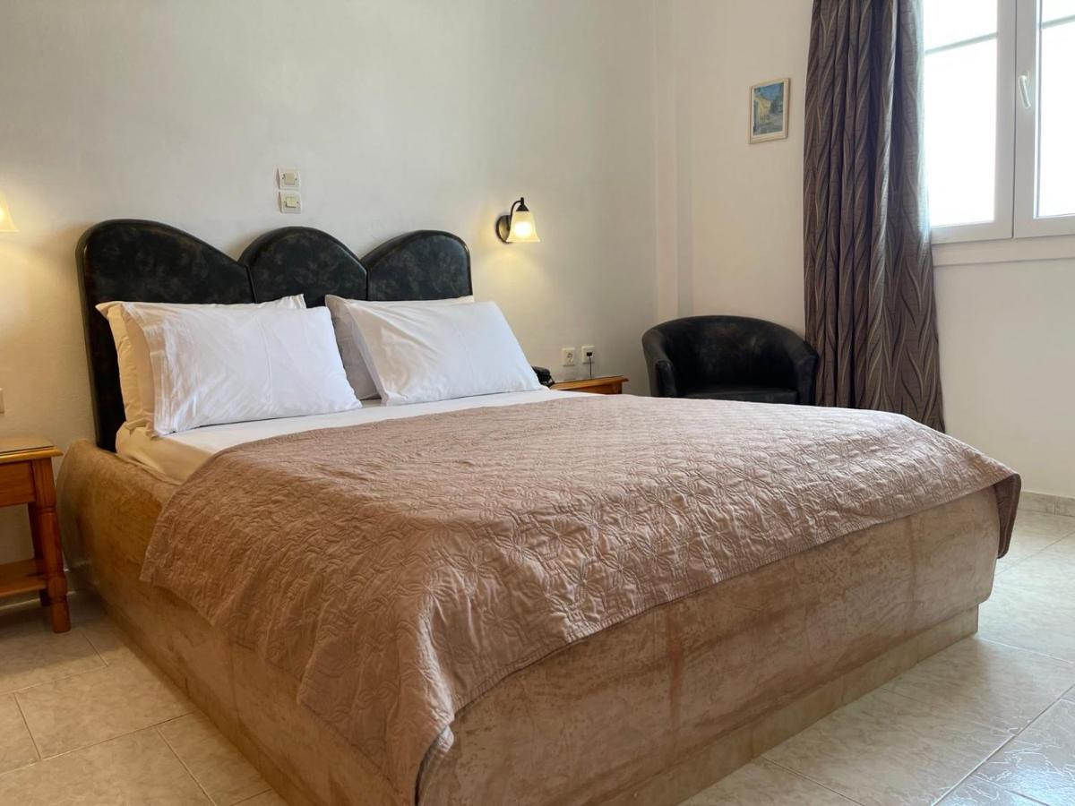 Vamvounis Studios آداماس المظهر الخارجي الصورة